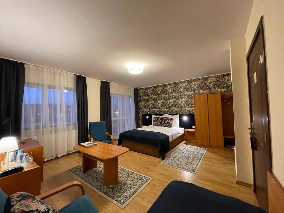 Hotel Gołąbek Łeba Buitenkant foto