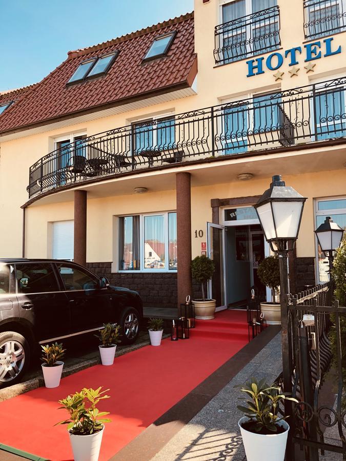 Hotel Gołąbek Łeba Buitenkant foto